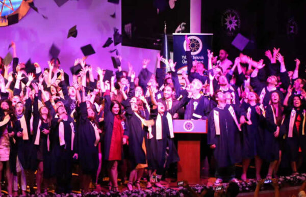 Yıldız Teknik Üniversitesi 2020 Mezuniyet Törenleri 19-23 Ekim Tarihlerinde!