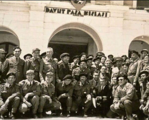 NOSTALJİ : Davutpaşa Kışlasından Davutpaşa Kampüsüne